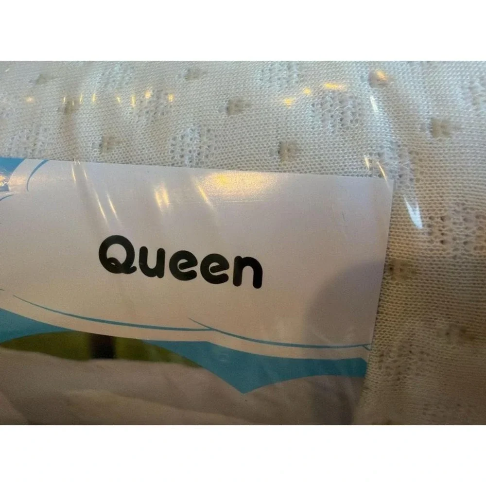 Snuggle-Pedic‎ Queen Size Original Bamboo Shredded Memory Foam Pillow